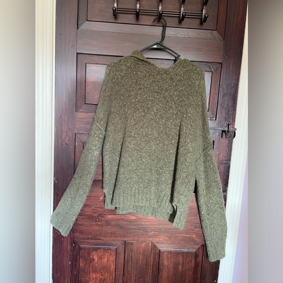 Oversized Wool-blend Sweater with Hood - Picture 2 of 5